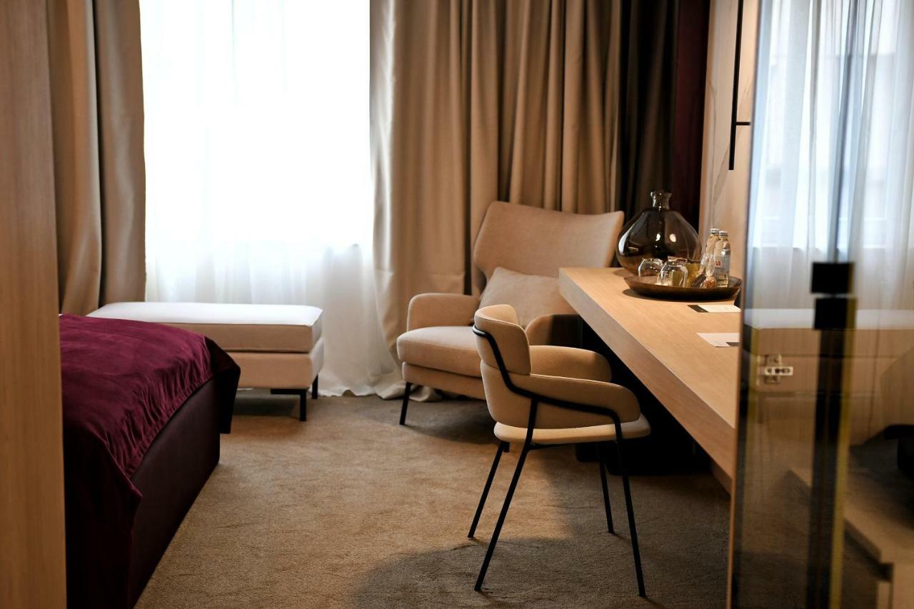 Pod Zidom Rooms Zagreb Buitenkant foto